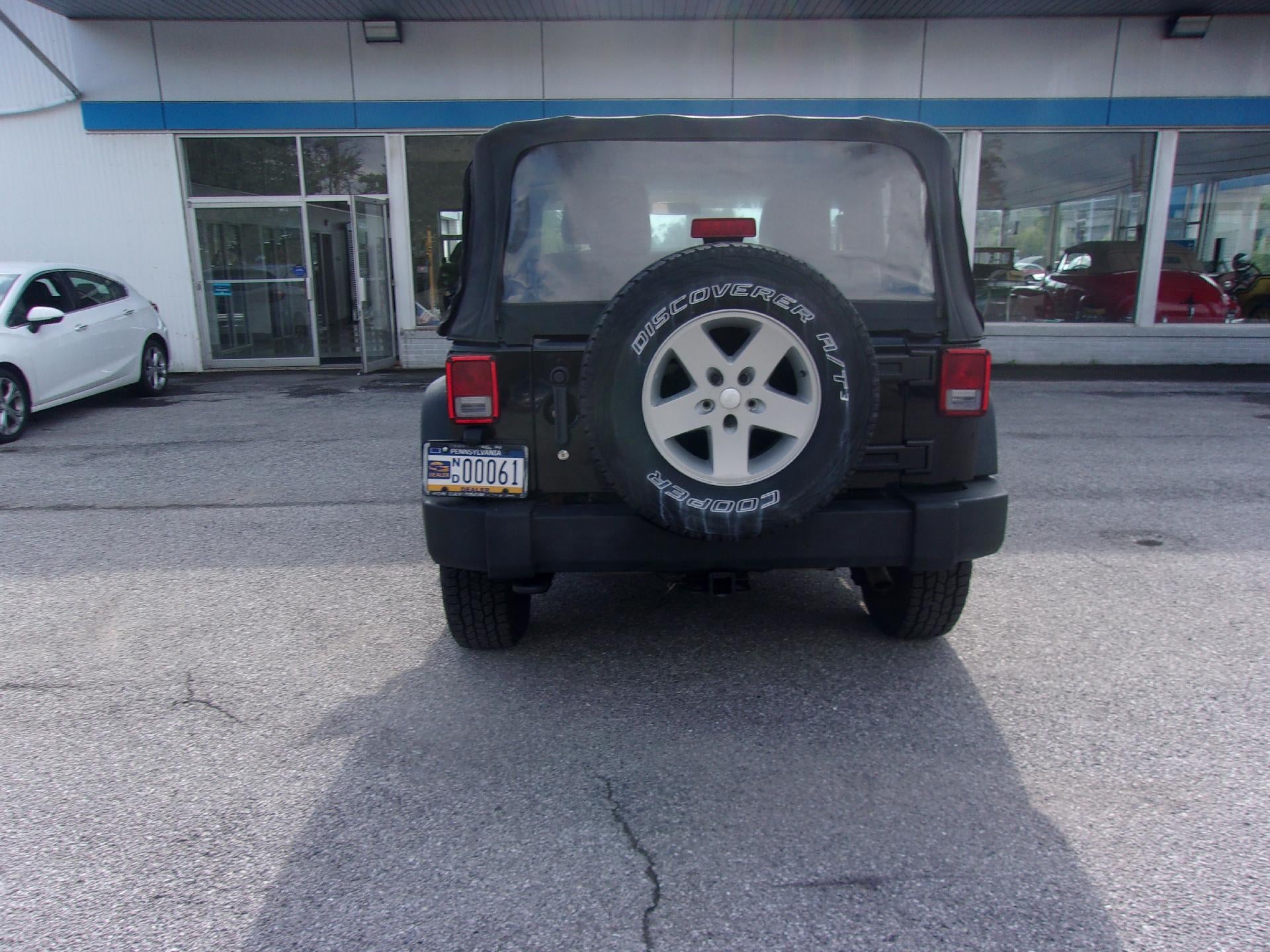 2012 Jeep Wrangler 4WD 2dr Sport