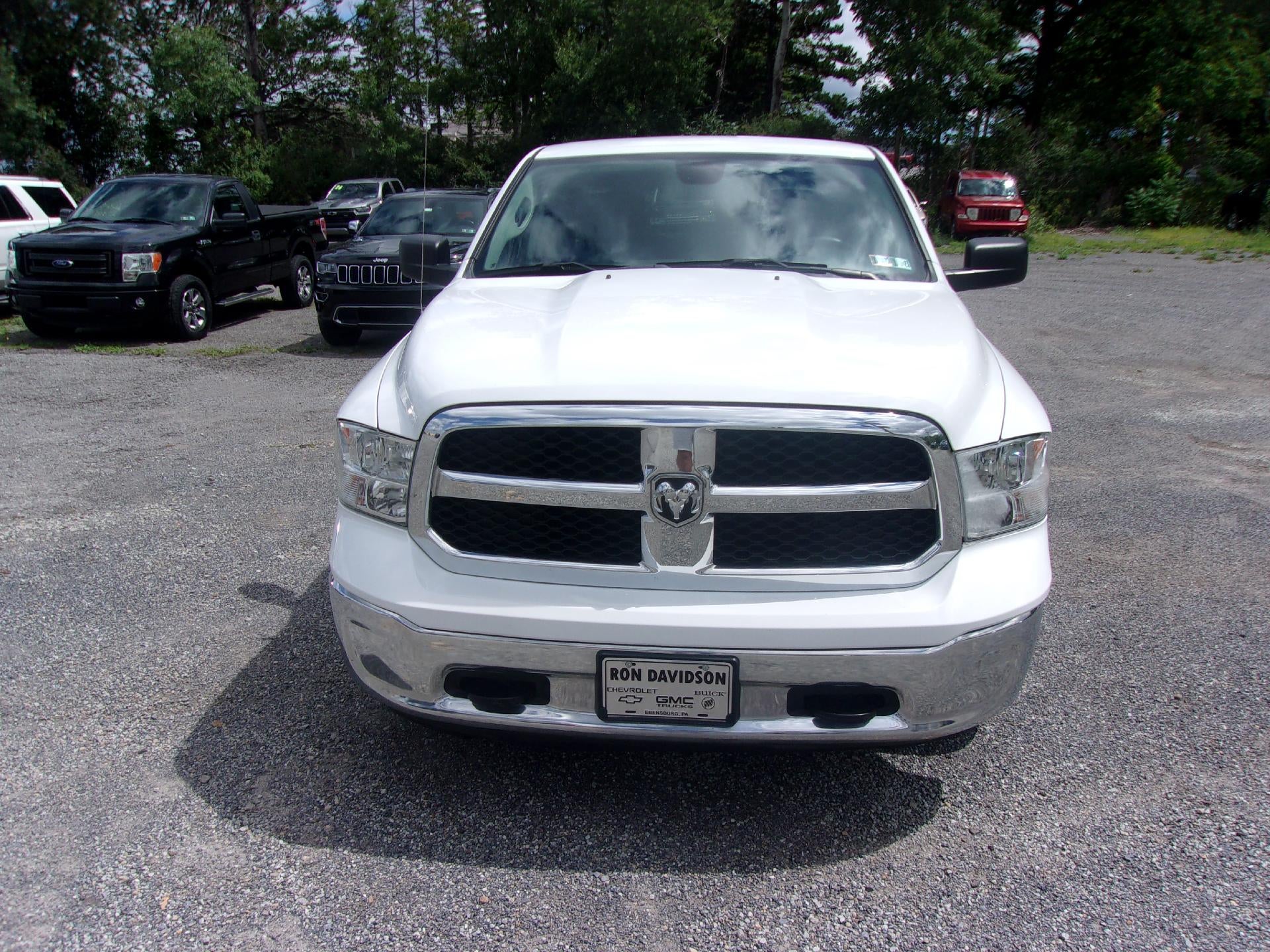 2023 RAM 1500 Classic SLT 4x4 Crew Cab 5'7" Box
