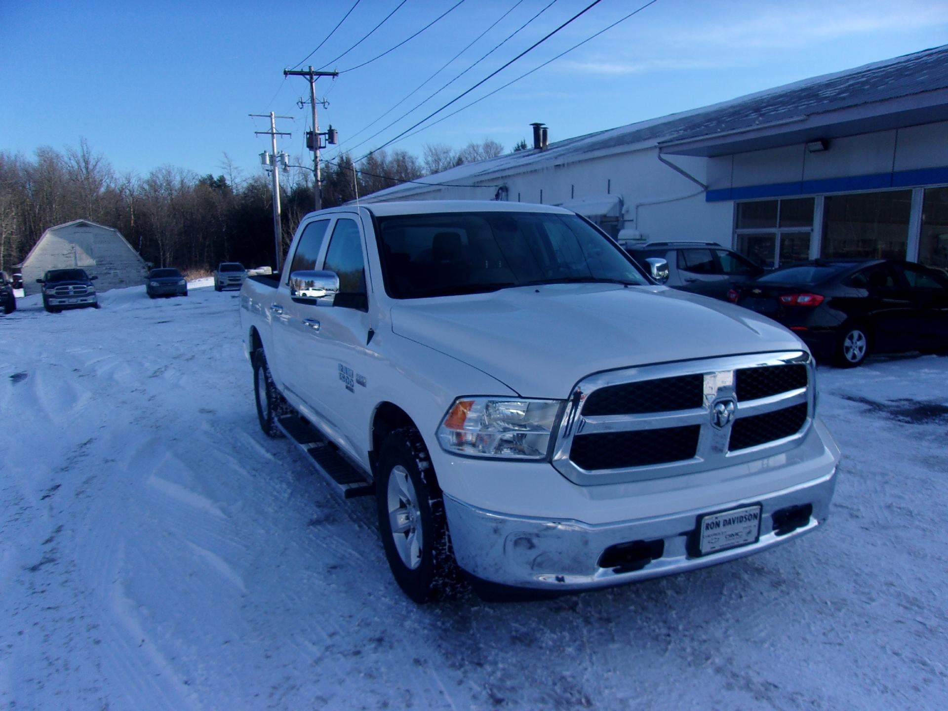 2023 RAM 1500 Classic SLT 4x4 Crew Cab 5'7" Box
