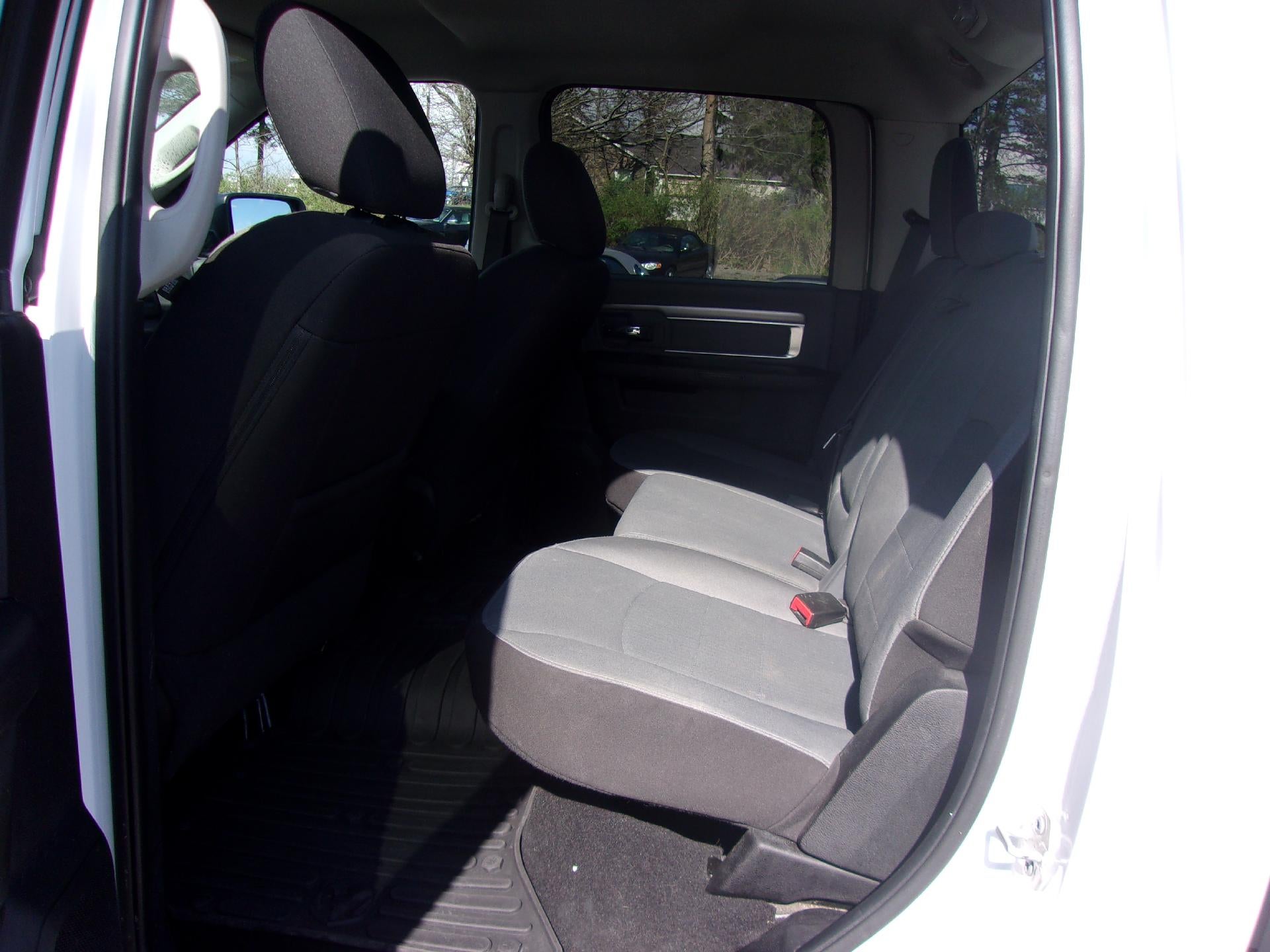 2023 RAM 1500 Classic SLT 4x4 Crew Cab 5'7" Box