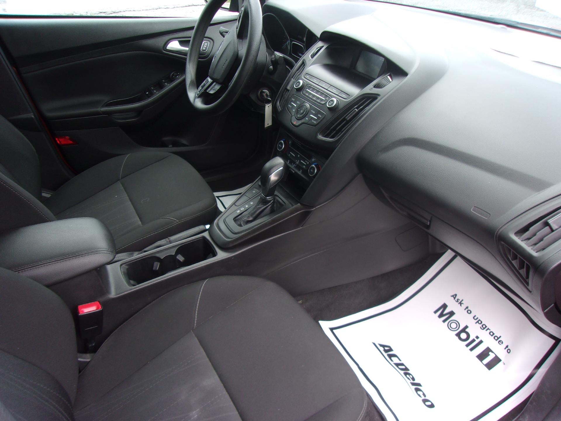 2018 Ford Focus SE Sedan