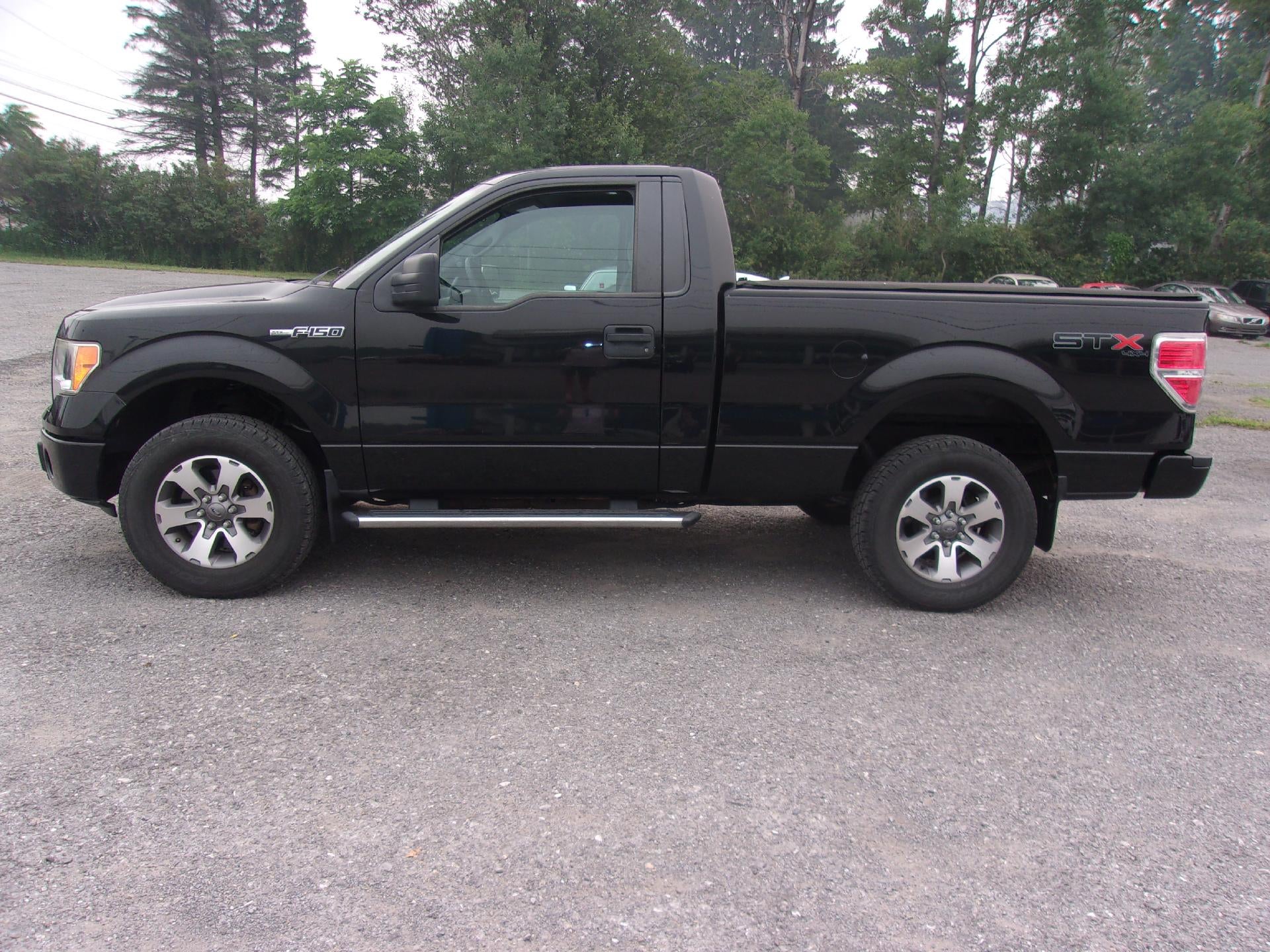 2013 Ford F-150 4WD Regular Cab 6-1/2 Ft Box XL