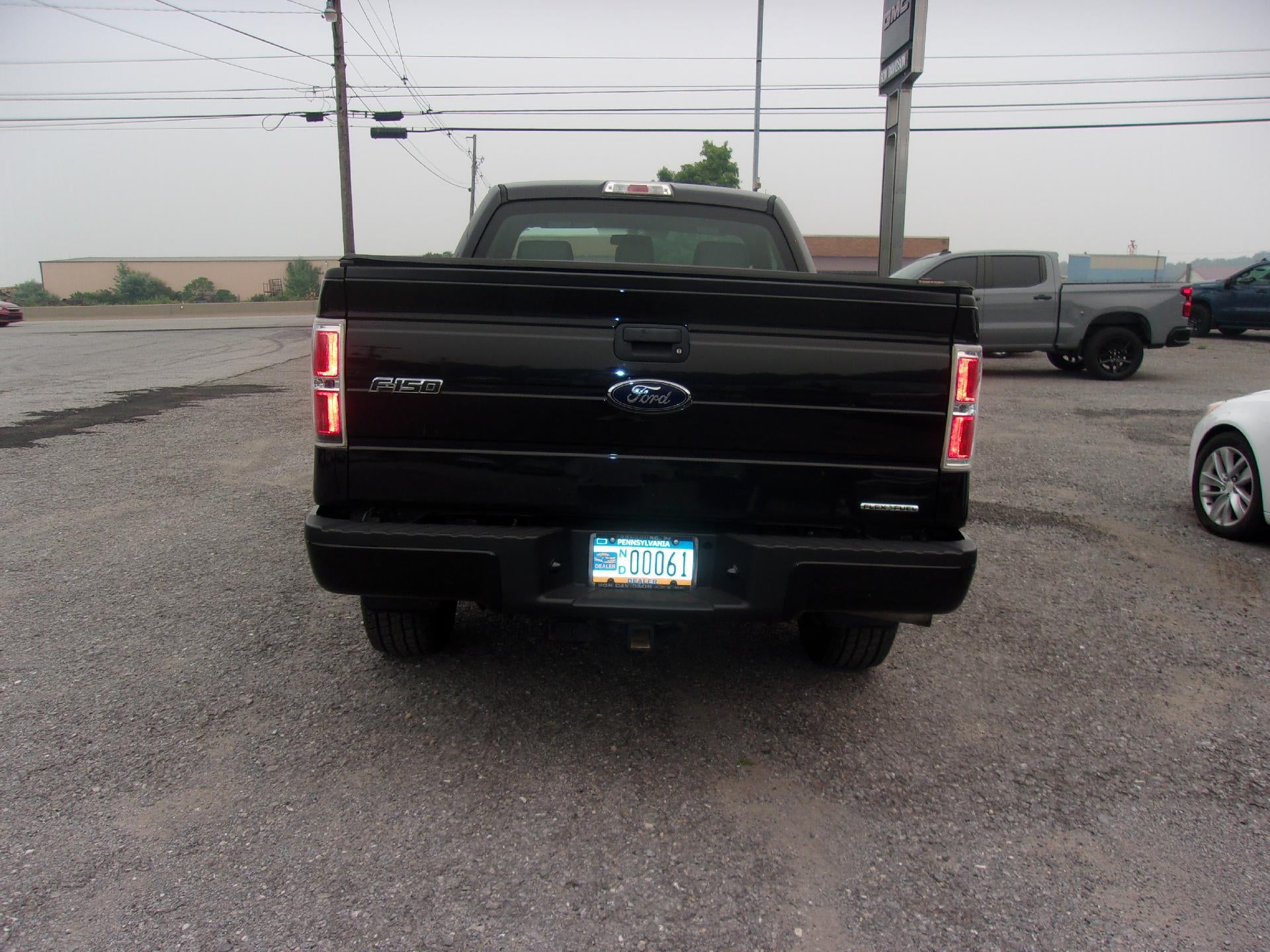 2013 Ford F-150 4WD Regular Cab 6-1/2 Ft Box XL