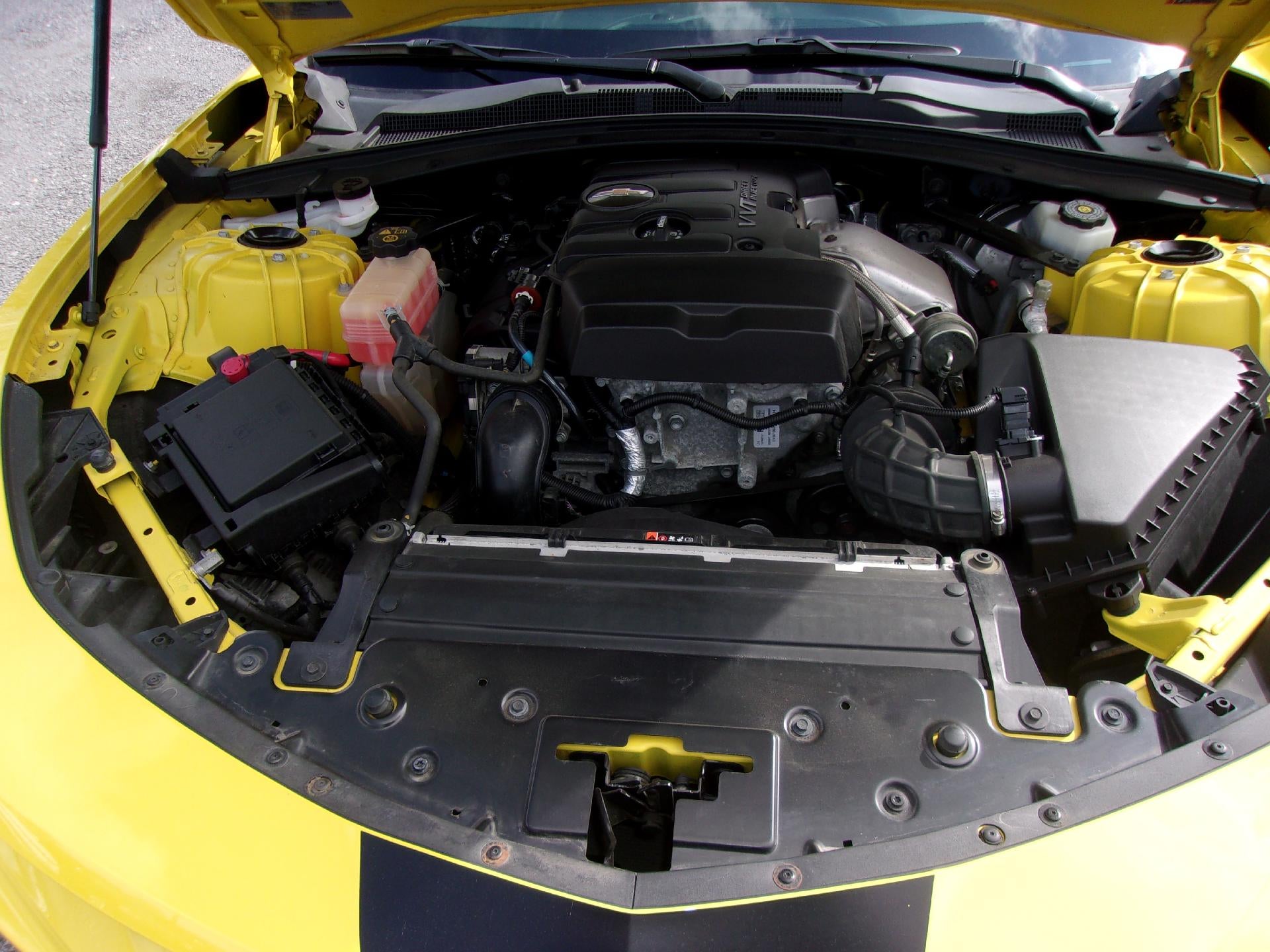 2017 Chevrolet Camaro 2dr Convertible 2LT