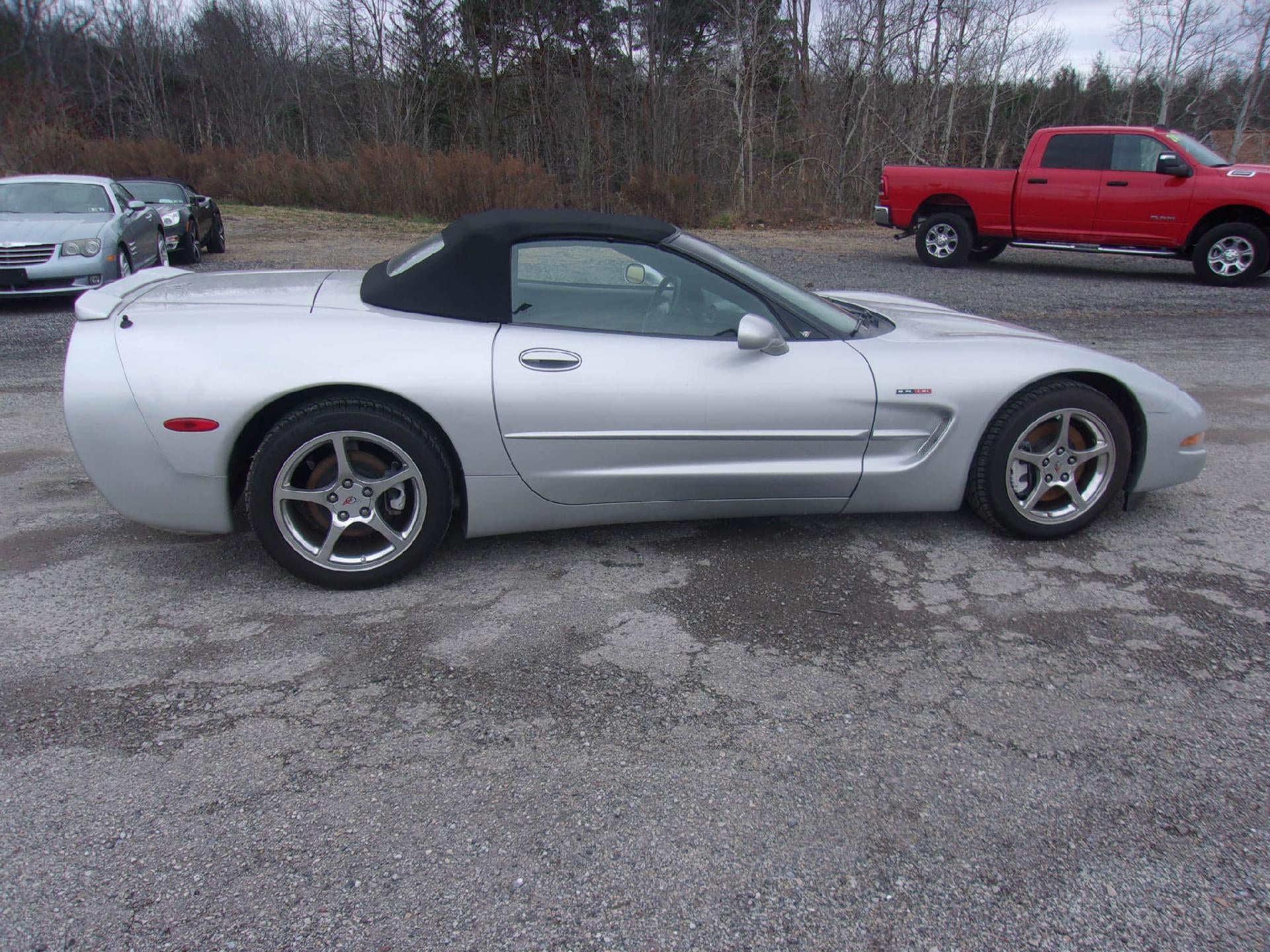 2003 Chevrolet Corvette 2dr Convertible