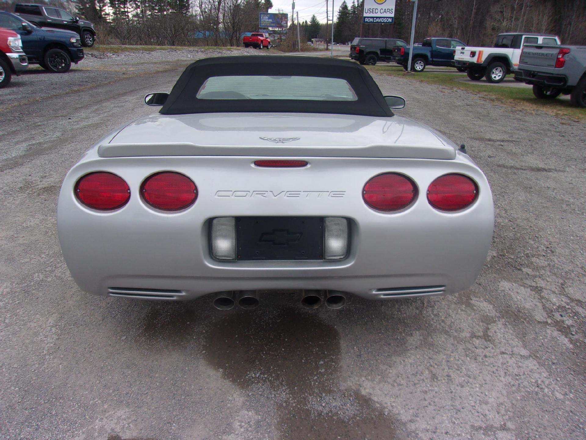 2003 Chevrolet Corvette 2dr Convertible