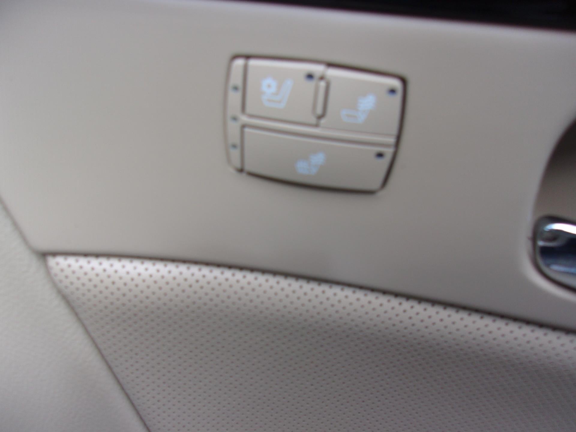 2008 Cadillac DTS 4dr Sdn w/1SA
