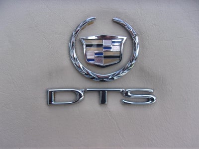 2008 Cadillac DTS 4dr Sdn w/1SA