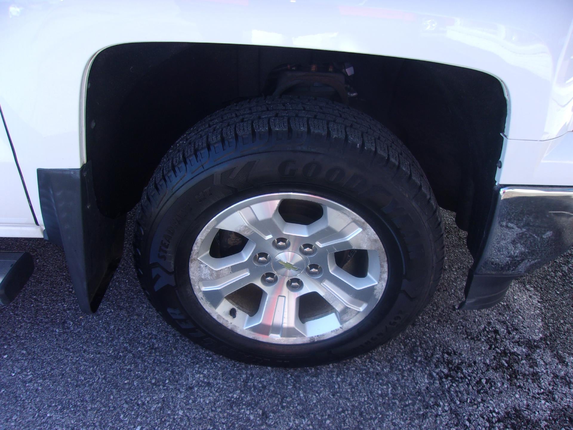 2014 Chevrolet Silverado 1500 Double Cab Standard Box 4-Wheel Drive LT w/1LT