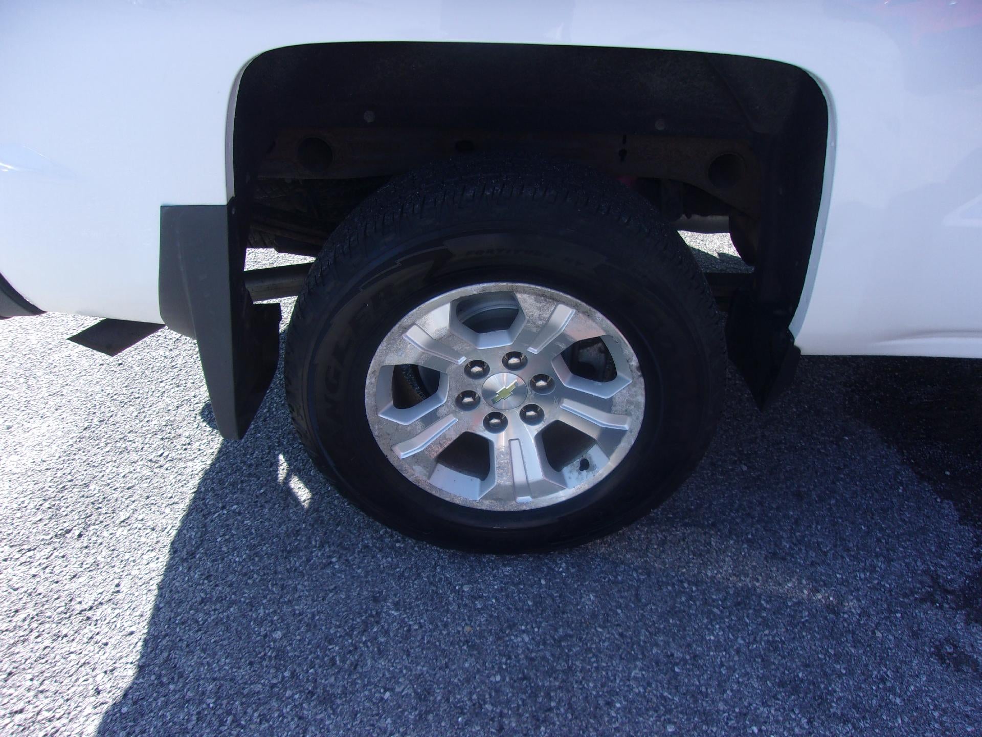 2014 Chevrolet Silverado 1500 Double Cab Standard Box 4-Wheel Drive LT w/1LT