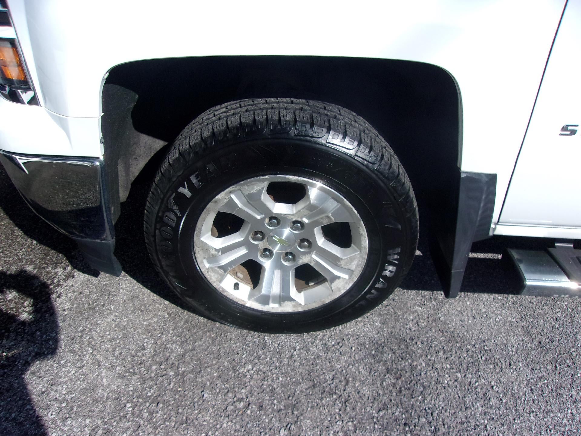 2014 Chevrolet Silverado 1500 Double Cab Standard Box 4-Wheel Drive LT w/1LT