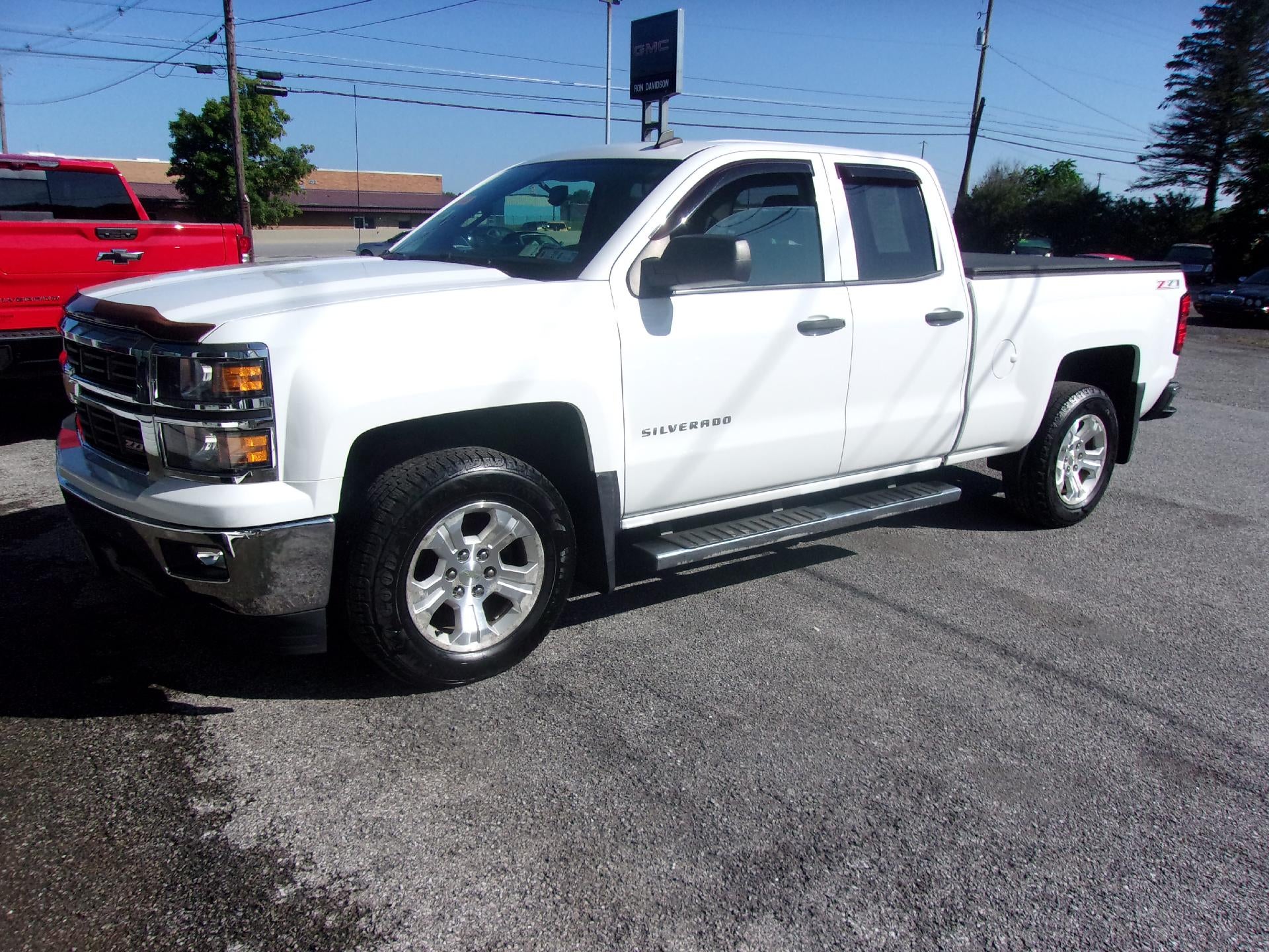 2014 Chevrolet Silverado 1500 Double Cab Standard Box 4-Wheel Drive LT w/1LT