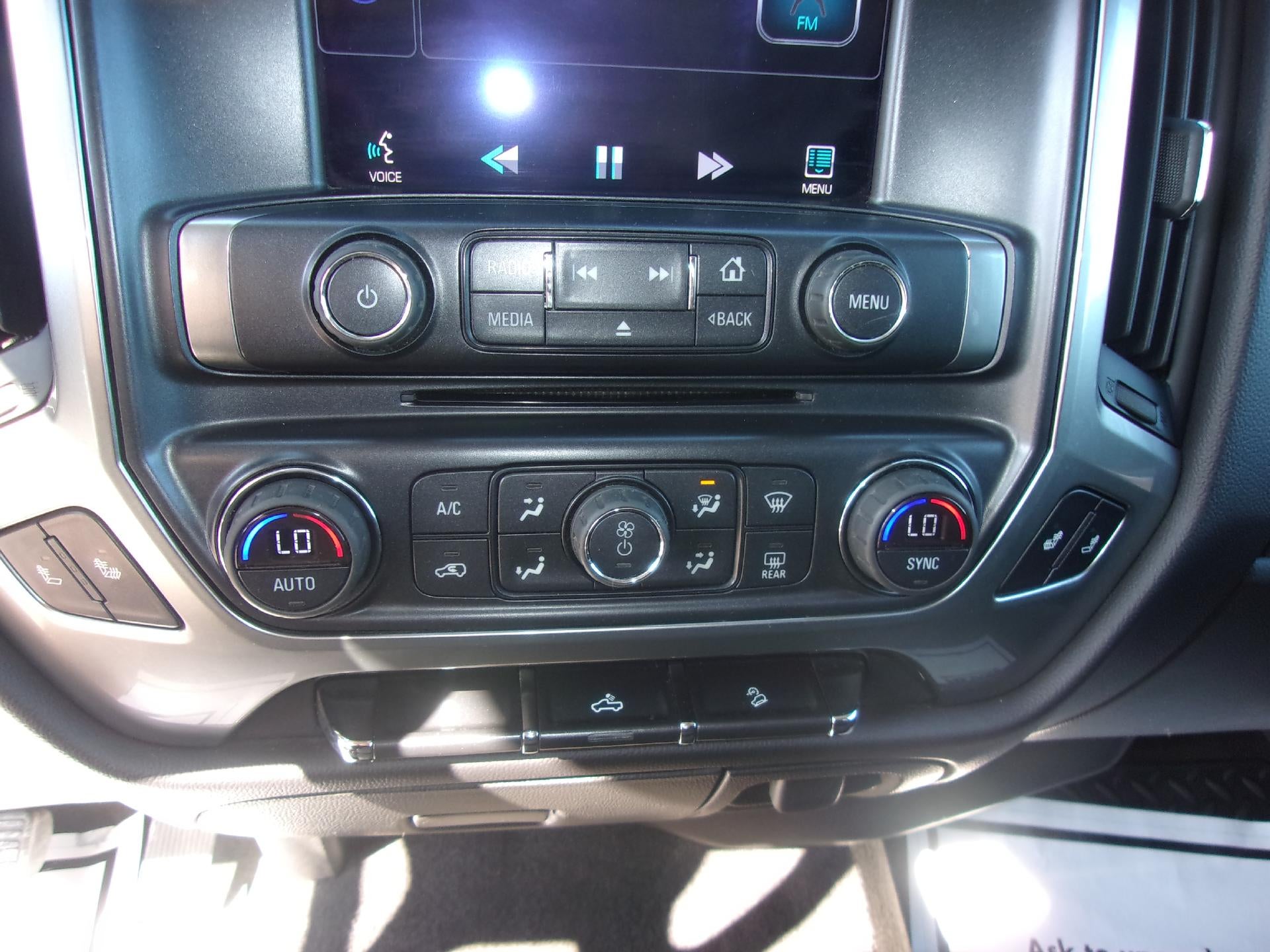 2014 Chevrolet Silverado 1500 Double Cab Standard Box 4-Wheel Drive LT w/1LT