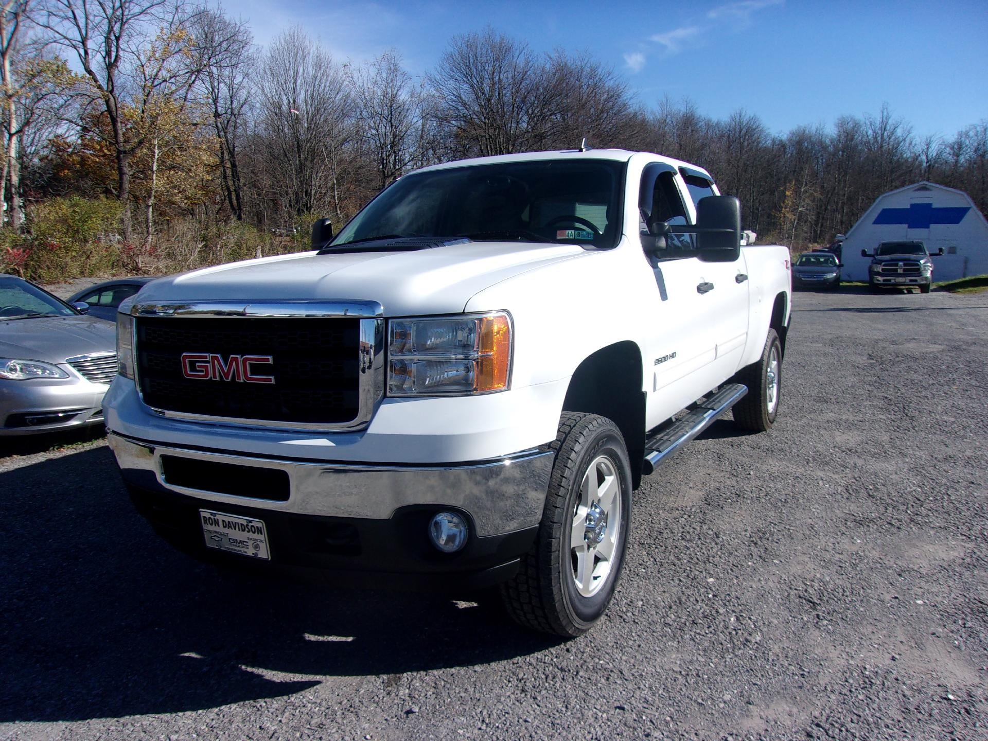 2011 GMC Sierra 2500 HD Crew Cab Standard Box 4-Wheel Drive SLE