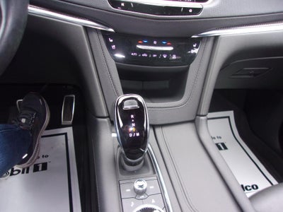 2023 Cadillac XT5 AWD 4dr Sport