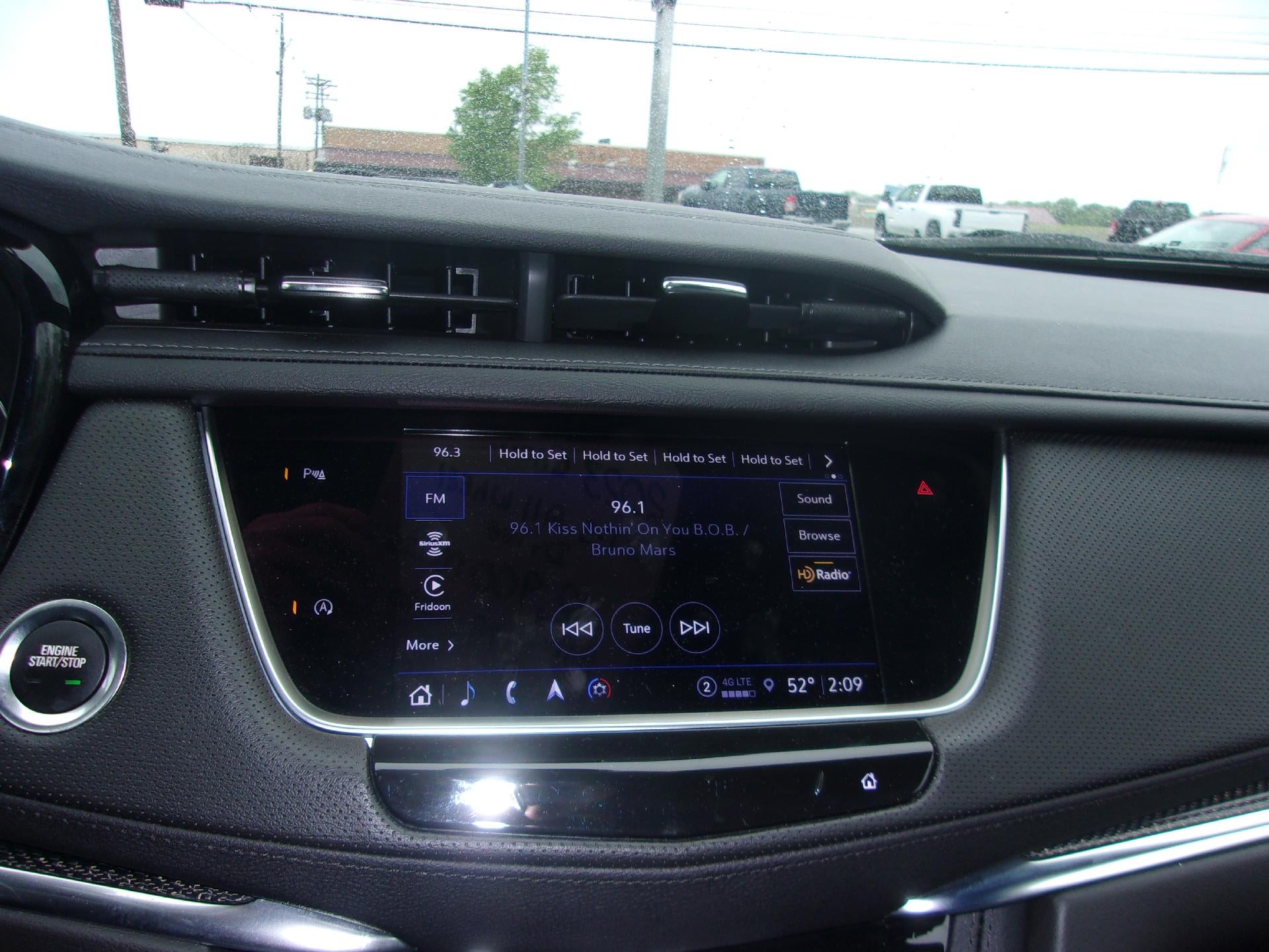 2023 Cadillac XT5 AWD 4dr Sport