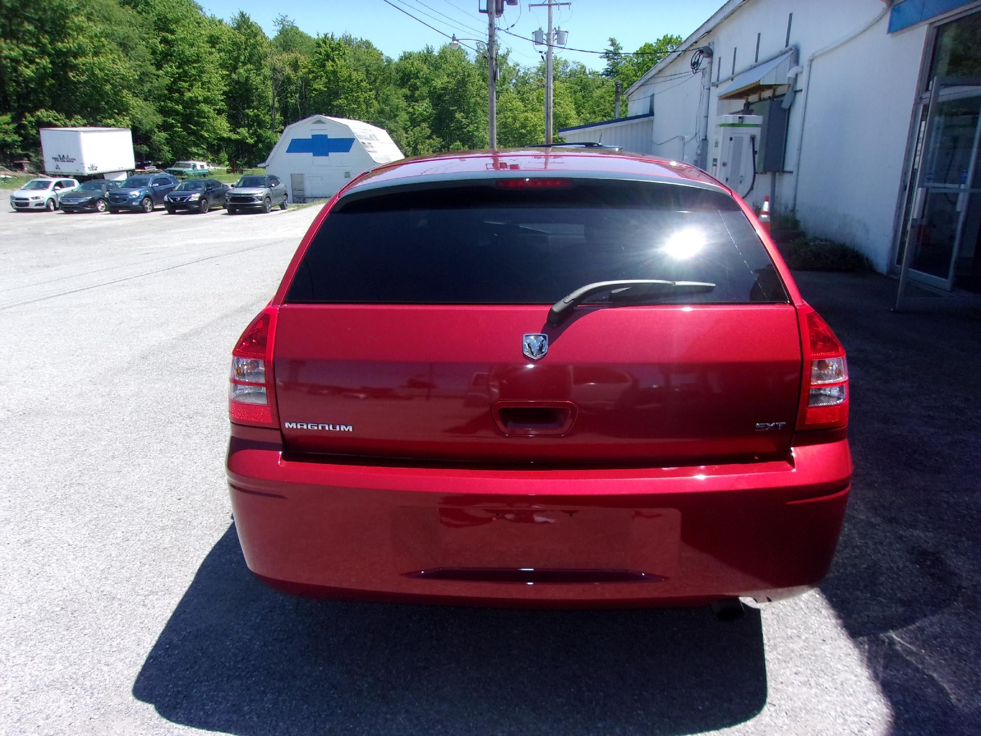 2005 Dodge Magnum SE