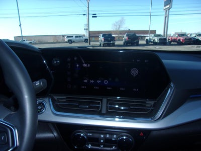 2025 Chevrolet Trax FWD 4dr LT