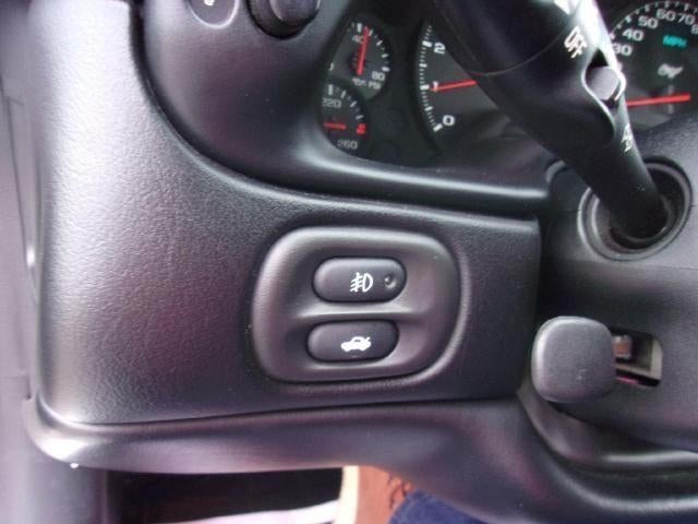 2003 Chevrolet Corvette Base