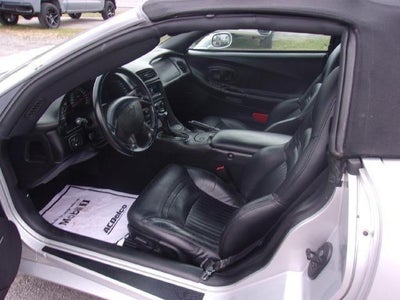 2003 Chevrolet Corvette Base